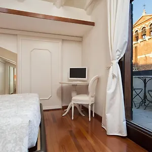 Terrazza Fenice Venise