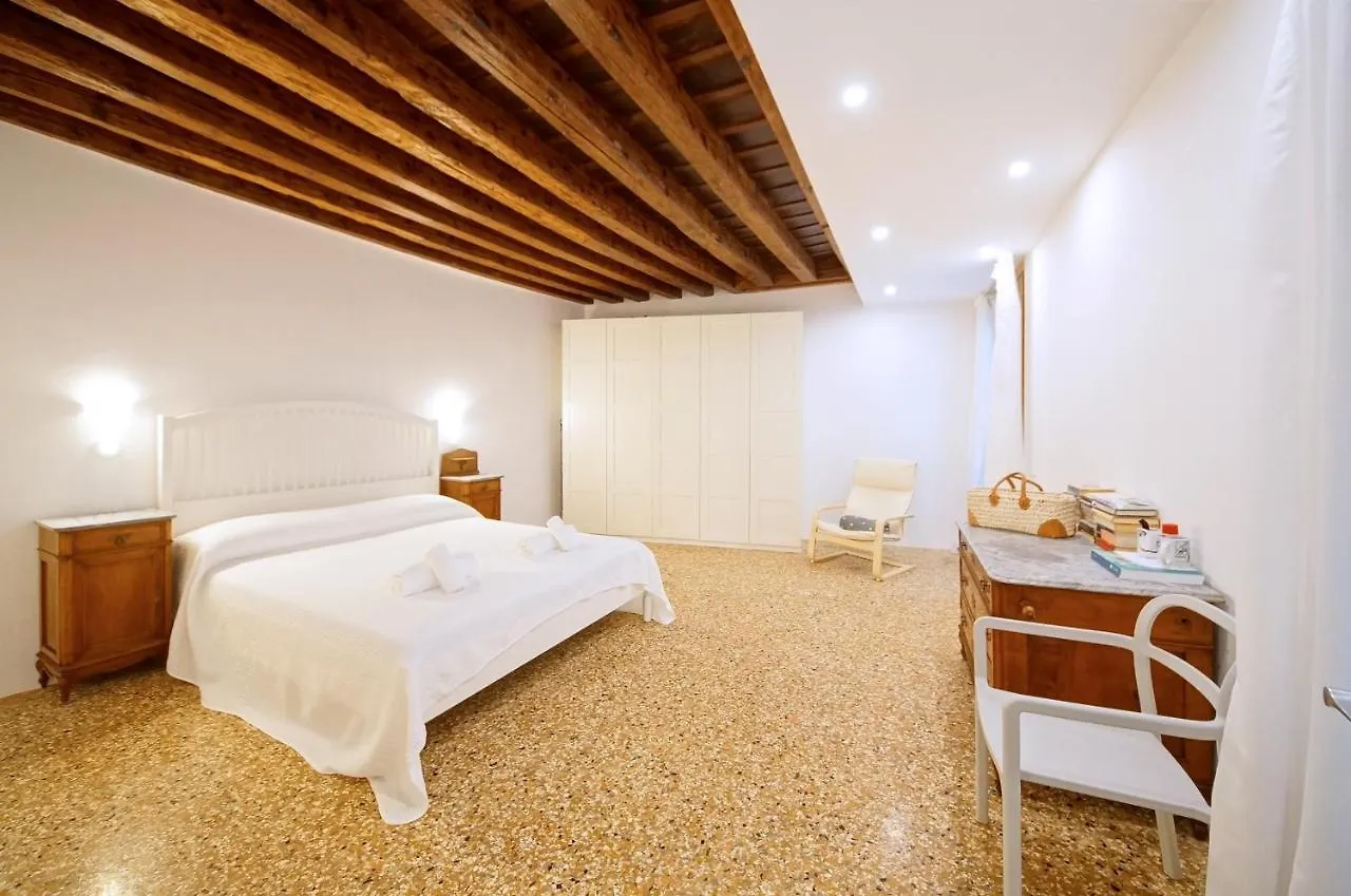 Dolcevita Apartments N 479 Venise