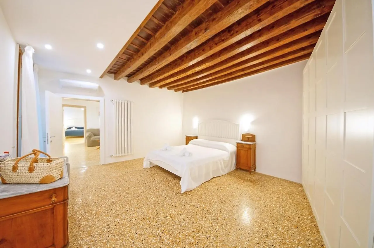 Dolcevita Apartments N 479 Venise