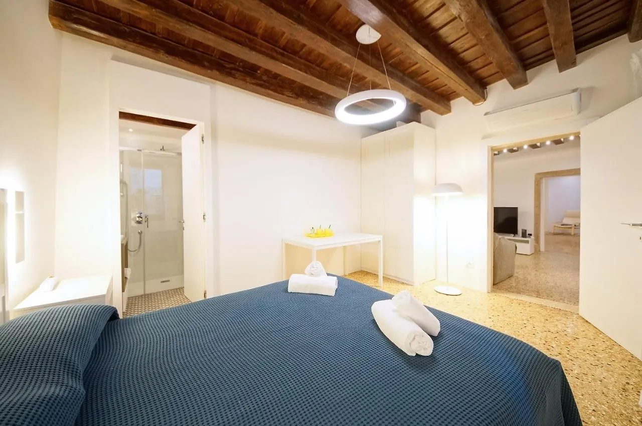 Dolcevita Apartments N 479 Venise