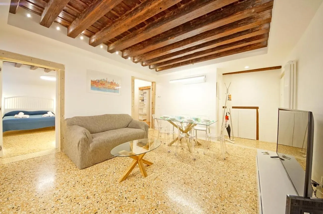 Dolcevita Apartments N 479 Venise 0*,
